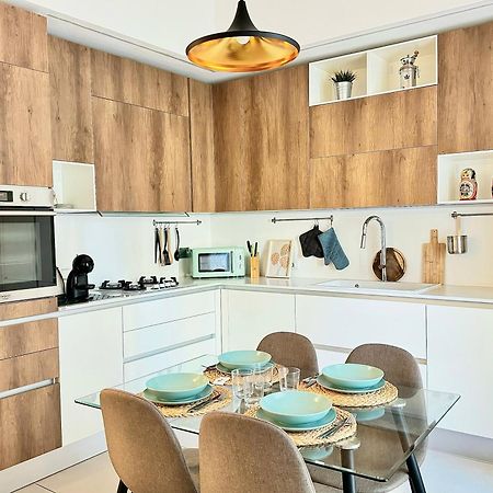 Porta Nuova - Alpitour Free Parking & Netflix Apartment Торино Екстериор снимка