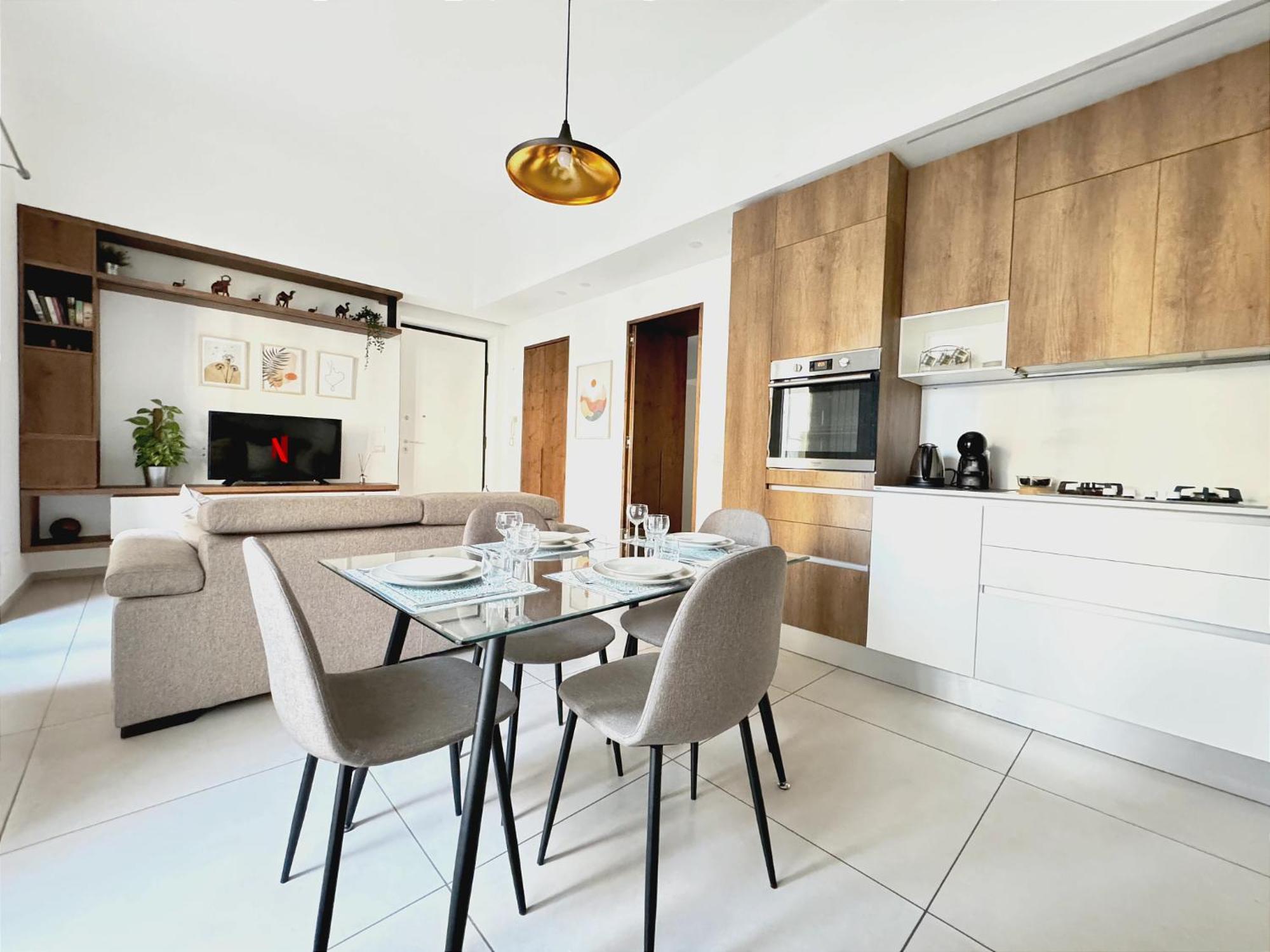 Porta Nuova - Alpitour Free Parking & Netflix Apartment Торино Екстериор снимка